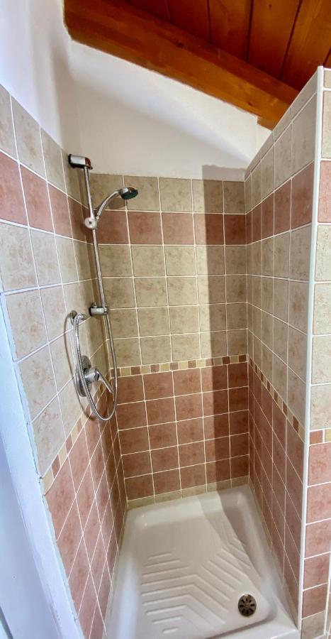 Oschiri Casadina Apartment Iun Q2891 מראה חיצוני תמונה